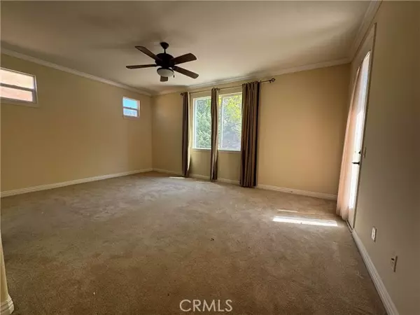 Irvine, CA 92602,8 RIVEROAKS