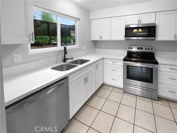 Oceanside, CA 92057,4402 Chickadee Way