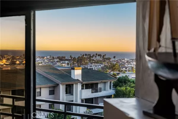 Newport Beach, CA 92663,260 Cagney Lane