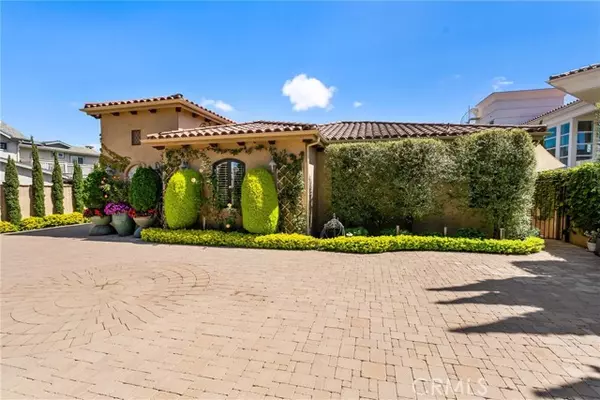 20382 Southwest Cypress Street, Newport Beach, CA 92660