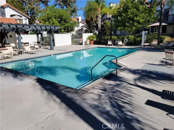 Rancho Santa Margarita, CA 92688,54 Dianthus