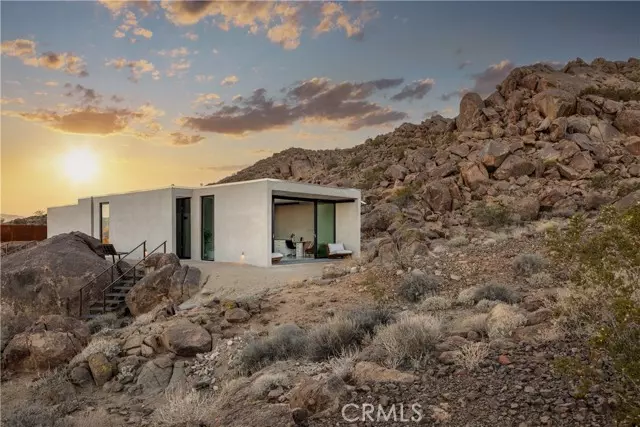 Joshua Tree, CA 92252,1824 Mountain Shadow Road