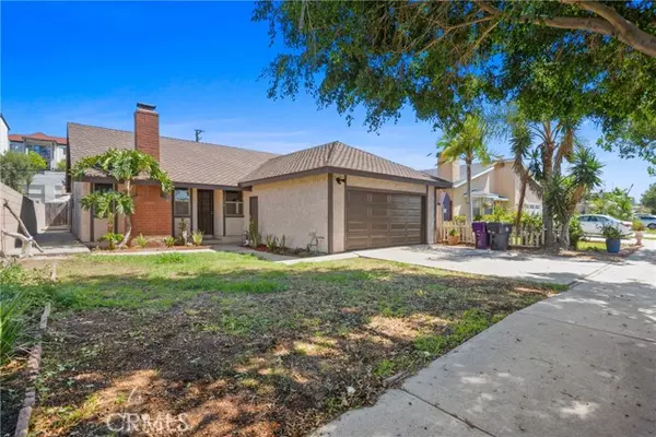 3214 Locust Avenue, Long Beach, CA 90807