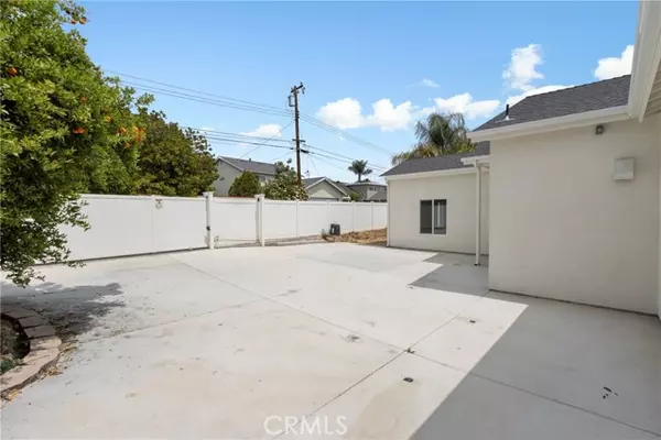 Placentia, CA 92870,949 Cobb Ave