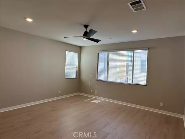 Lake Forest, CA 92630,135 Denali