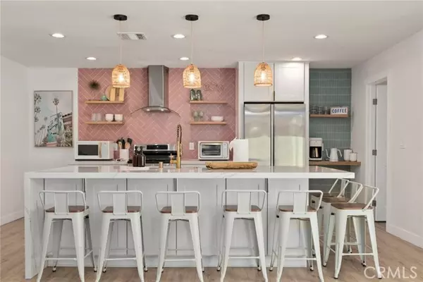Santa Ana, CA 92706,2214 Edna Drive