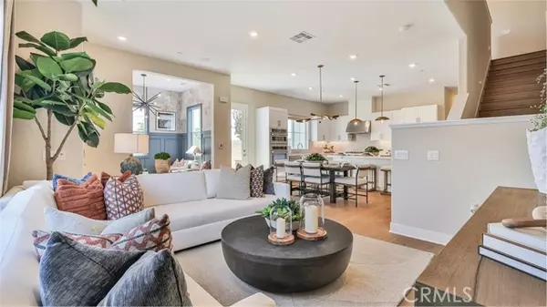 Valencia, CA 91381,27449 Shining Willow Lane