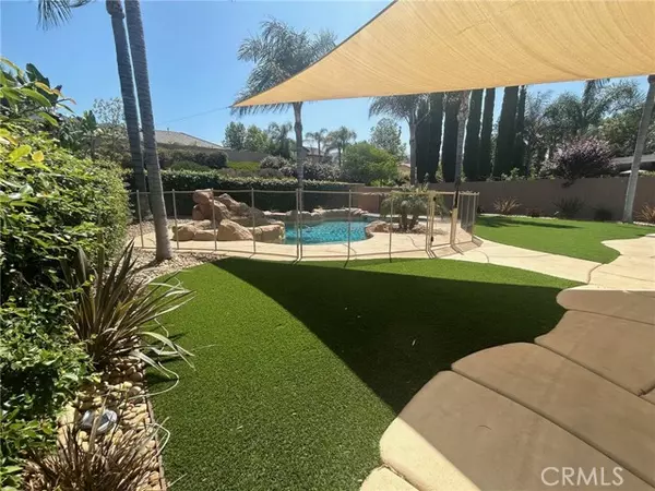 Corona, CA 92882,3324 Big Dipper Circle