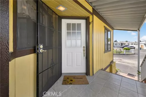 Westminster, CA 92683,15621 Beach Blvd. #10