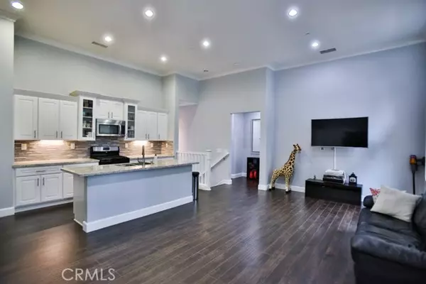 Irvine, CA 92618,24 Coralwood