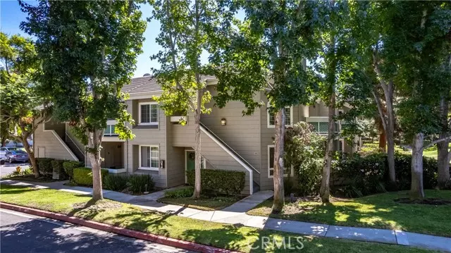 Huntington Beach, CA 92648,19401 Sunray Lane