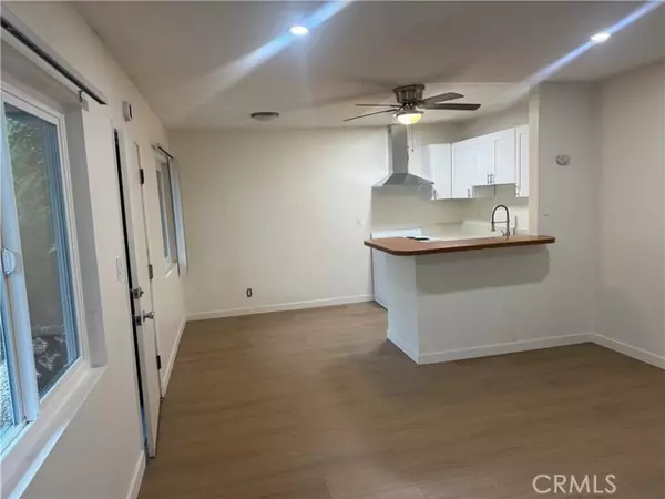 Long Beach, CA 90804,1041 Bennett