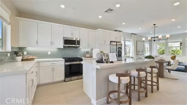 Valencia, CA 91381,26844 Sonnet Place