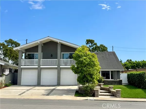 19532 Summer Breeze Lane, Huntington Beach, CA 92648