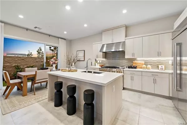 Lake Forest, CA 92630,220 Burwood