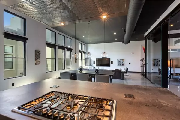 Santa Ana, CA 92701,238 North Bush
