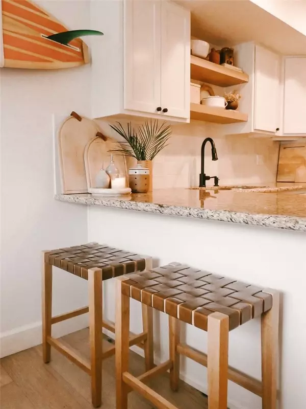 San Clemente, CA 92672,214 Via Robina