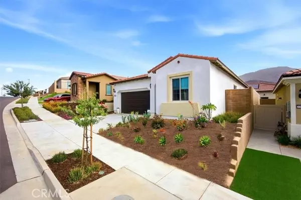 Corona, CA 92883,23830 Highvale