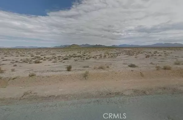 21 Northside Road, Lucerne Valley, CA 92356