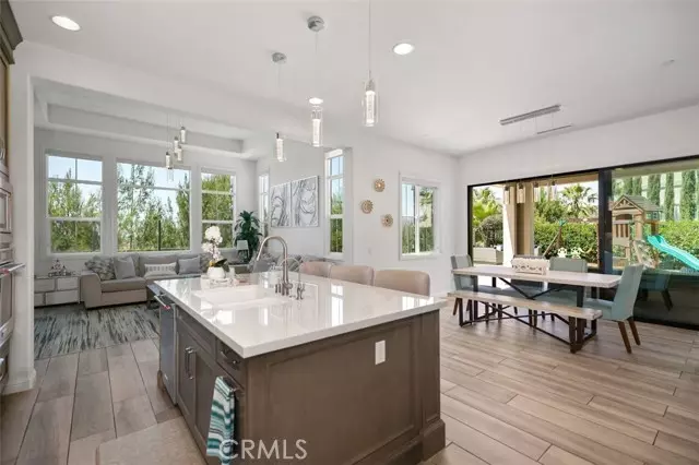 Lake Forest, CA 92630,11 Juniper