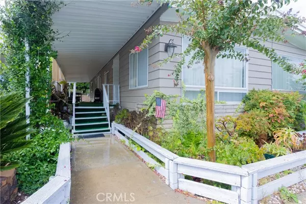 Lake Forest, CA 92630,24921 Muirlands