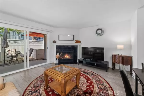 Aliso Viejo, CA 92656,65 Briarwood Lane