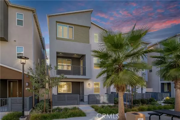 921 East 3rd Street, Santa Ana, CA 92701