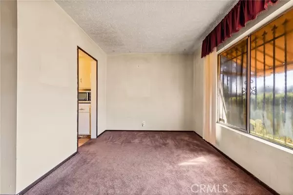 Monrovia, CA 91016,207 Los Angeles Avenue