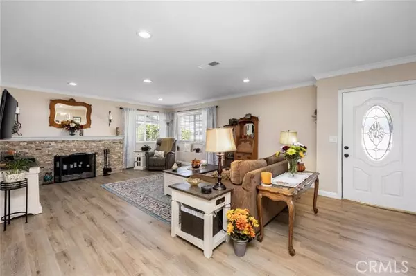 Yorba Linda, CA 92886,5661 Casa Loma