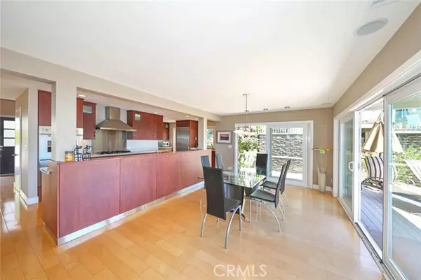 Laguna Beach, CA 92651,661 Nyes