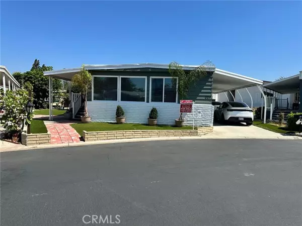 24001 Muirlands Boulevard, Lake Forest, CA 92630