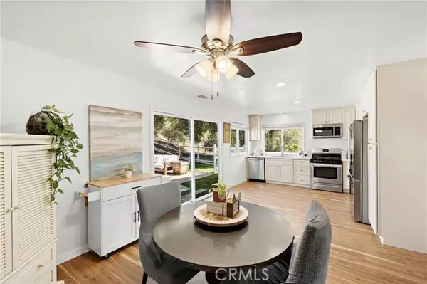 Fallbrook, CA 92028,1548 Rice Canyon