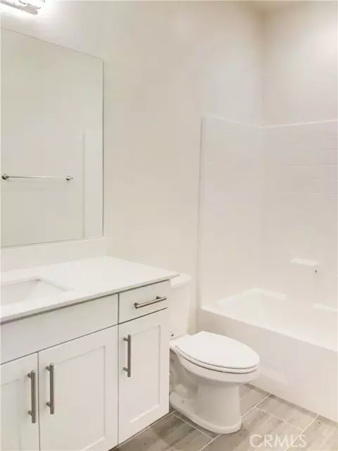 Costa Mesa, CA 92627,689 Doheny St