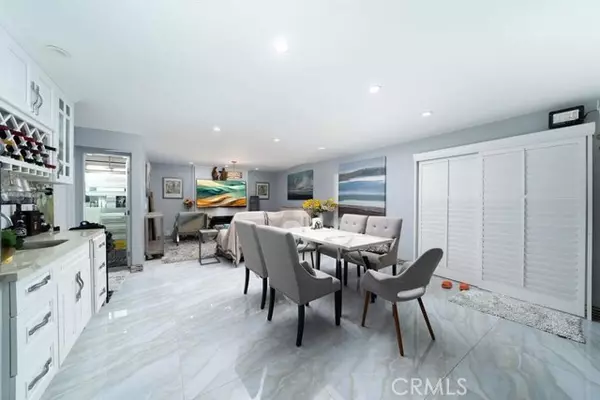 Westminster, CA 92683,5302 Clark