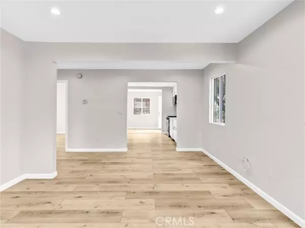 Los Angeles, CA 90063,4126 East 1st