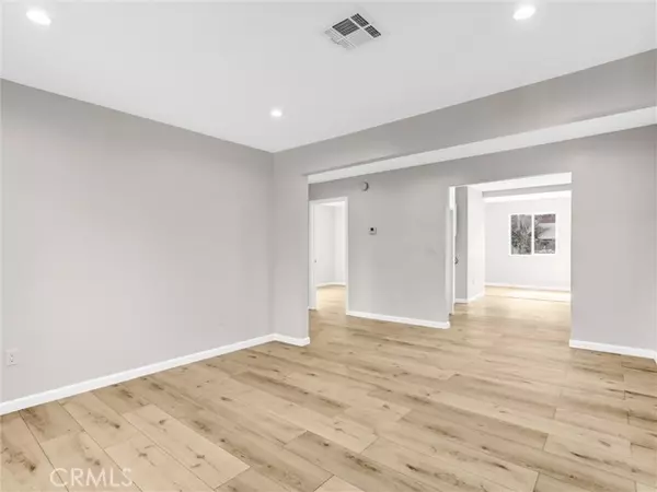 Los Angeles, CA 90063,4126 East 1st