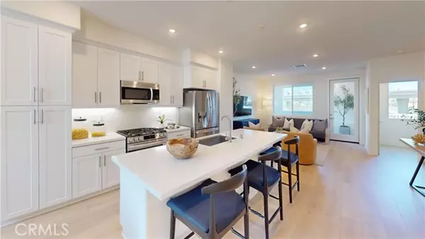 1882 E. 1st Street, Santa Ana, CA 92705