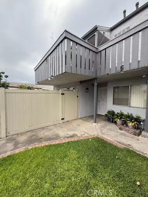Santa Ana, CA 92703,4832 West 5th