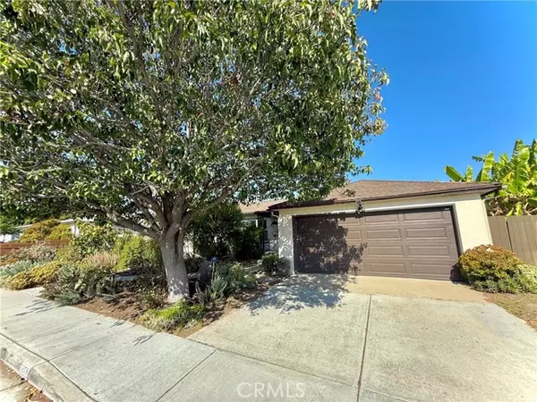 San Diego, CA 92115,6206 Pontiac