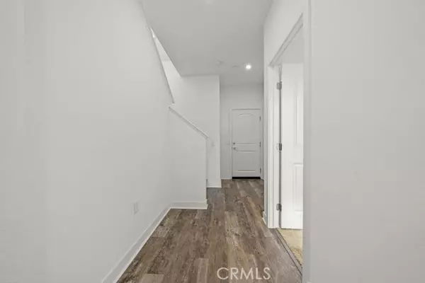 Anaheim, CA 92805,1422 South Urbana