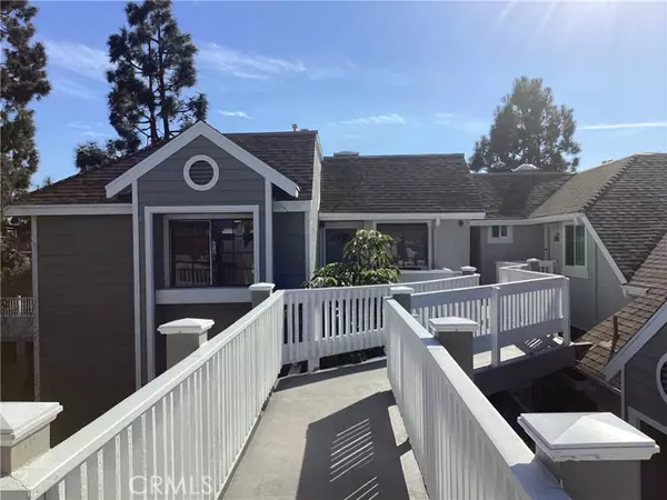 4682 Warner, Huntington Beach, CA 92649