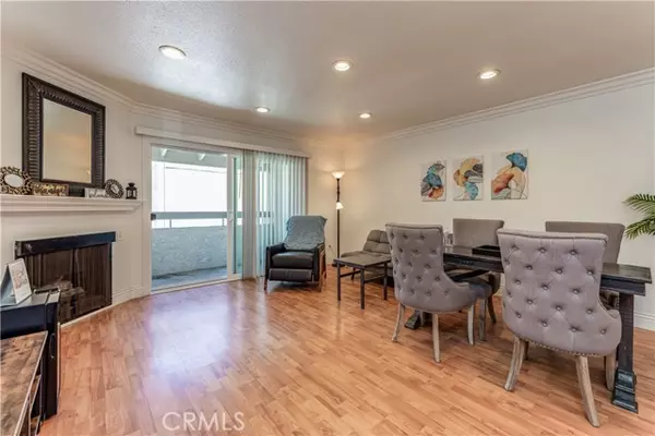 Santa Ana, CA 92704,2875 South Fairview