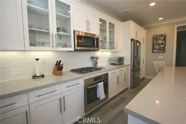 Lake Forest, CA 92630,92 Fuchsia