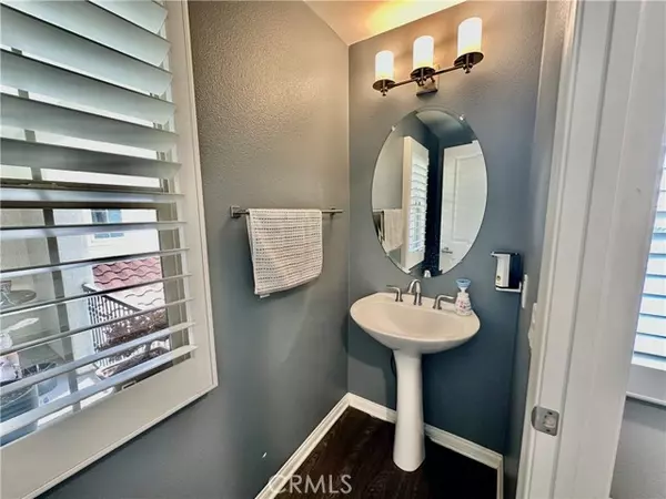 Irvine, CA 92618,188 Capricorn