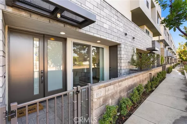 Costa Mesa, CA 92627,617 West 17th