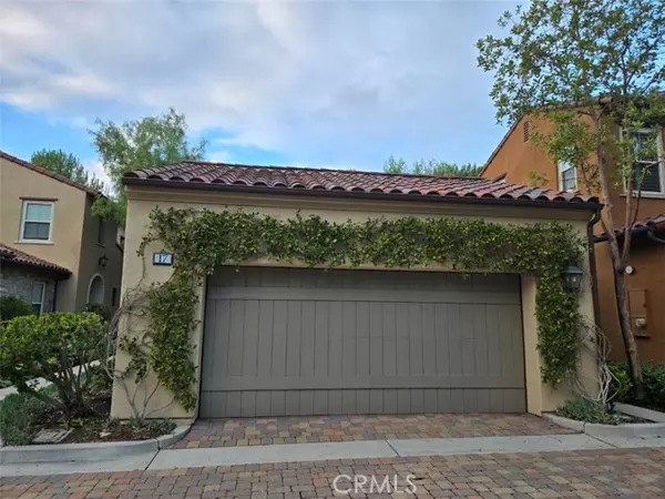 Irvine, CA 92603,17 Shade Tree