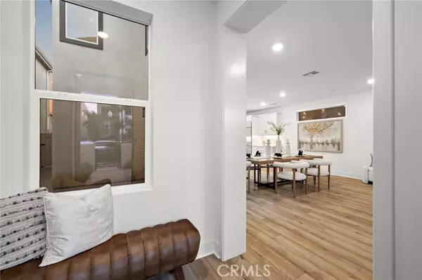 Irvine, CA 92618,116 Zawn