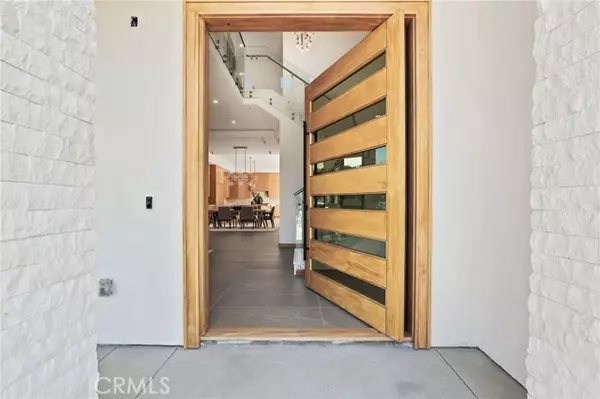 Huntington Beach, CA 92648,1828 Pine