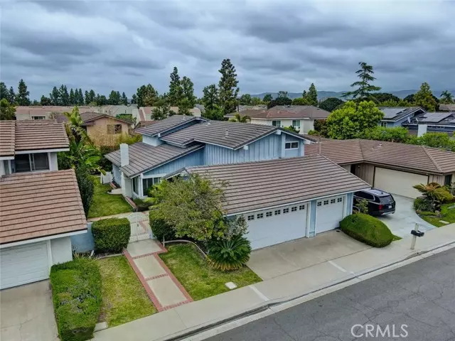 Irvine, CA 92604,8 Sparrowhawk