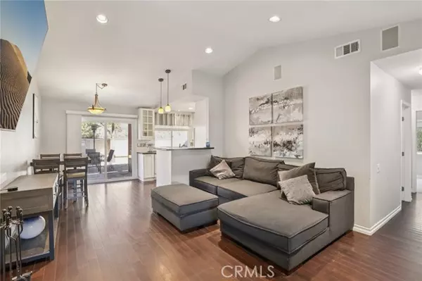 Lake Forest, CA 92630,27191 Valleymont